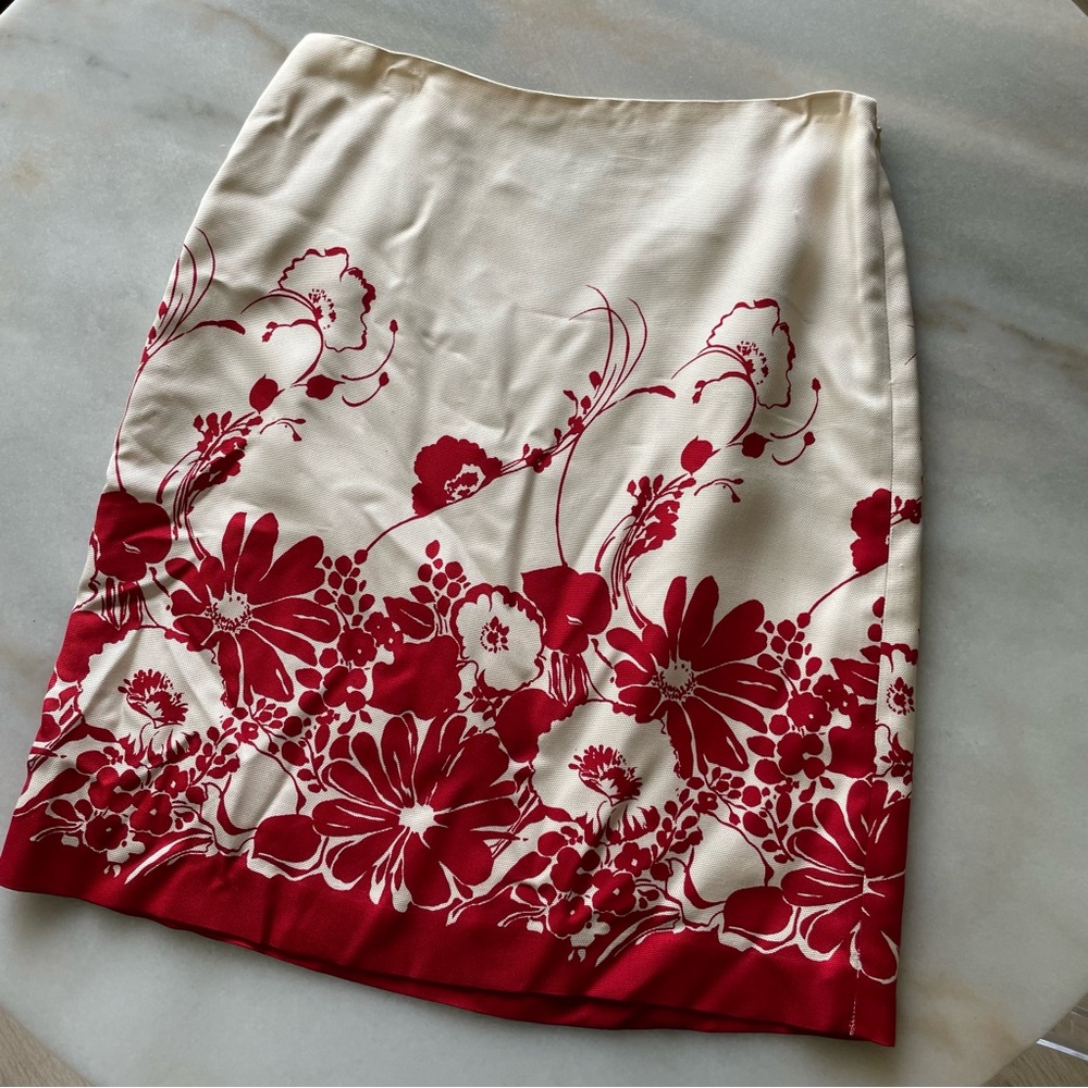 Ann Taylor Cream and White Pencil Skirt Cocktail 6P